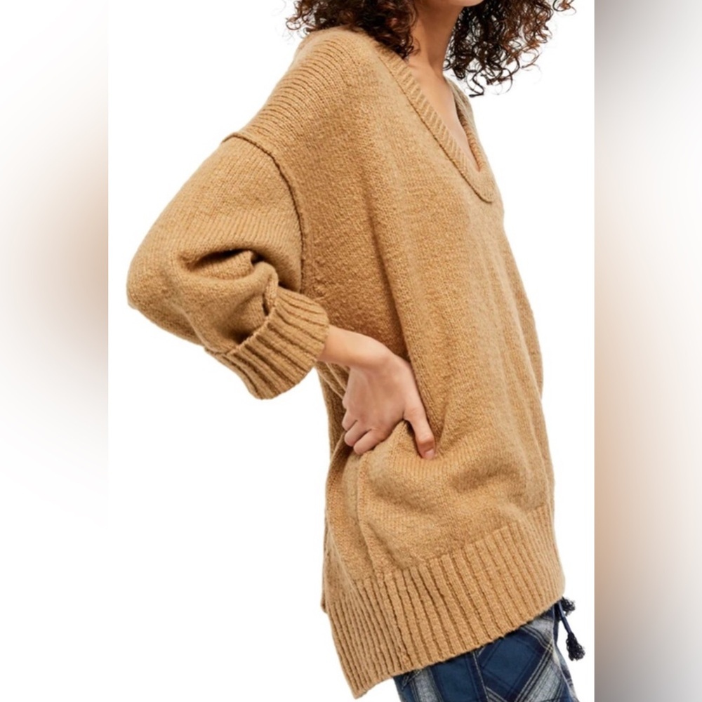Free People Brookside Oversized Tunic
Sweater Desert Camel Sz M